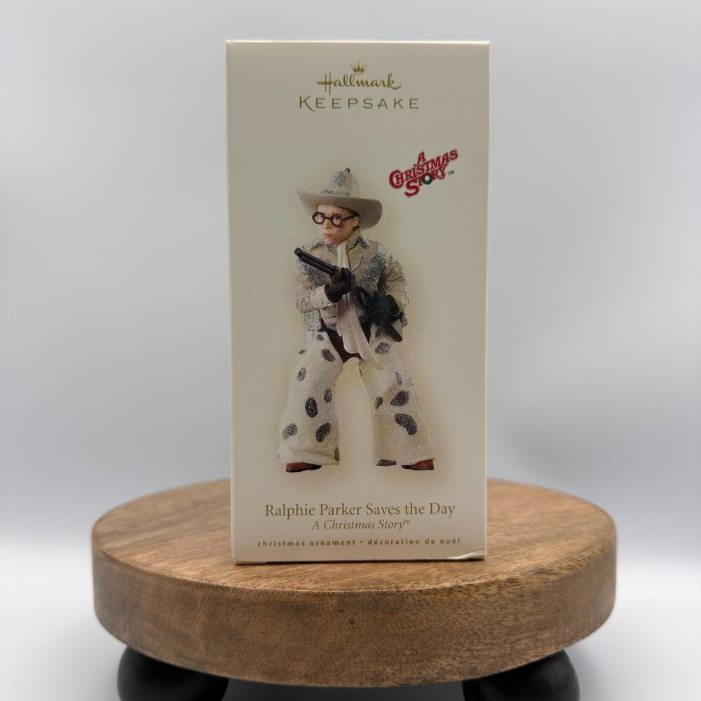 Hallmark Keepsake 2007 A Christmas Story Ralphie Parker Saves the Day Ornamentyy